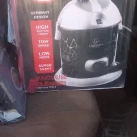 جاروبرقی کیسه ای طرح ربات