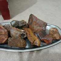 تعدادی سنگ شجر خام