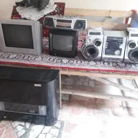 تعدادی لوازم خانگی ضبط،تلویزیون،رادیو
