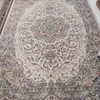 دو عدد فرش ۶ متری با طراحی مختلف