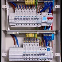 برقکاری / رفع اتصالی / تمام فاز های پردیس|خدمات پیشه و مهارت|پردیس, فاز ۲|دیوار