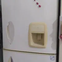 دوعدد یخچال در حد نو