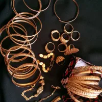 فروش ف و ر ی مقداری طلا