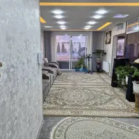 ۸۵ متر حیاطدار در سی۲(همکف)