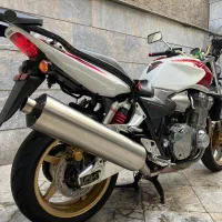 cb1300