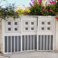 نقاشی ساختمان رنگ آمیزی درب و پنجره|خدمات پیشه و مهارت|شیراز, بازار|دیوار
