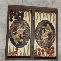 تخته نرد و شطرنج همراه با مهره و تاس استخوان