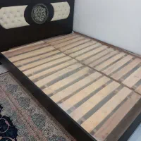 تخت دو نفره با کفی همراه یک جفت پاتختی|تخت و سرویس خواب|قم, انسجام|دیوار