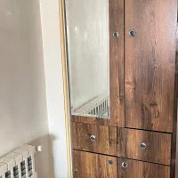 جاکفشی قدی و کمدجالباسی و ویترین