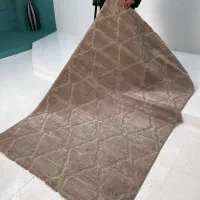 فرش مینیمال پینترستی زمینه نسکافه ای