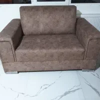 نیم ست ۵ نفره خیلی تمیز|مبلمان خانگی و میز عسلی|گلبهار, شهر جدید گلبهار|دیوار