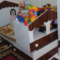 تخت و کمد کودک تمام ام دی اف در حد نو