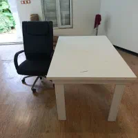 میز و صندلی