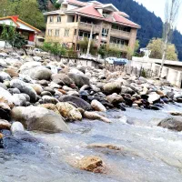 ویلا جنگلی امیری کنار رودخانه توتکابن