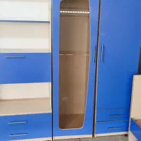 فروش یک سرویس تخت نوجوان،وسه کمد