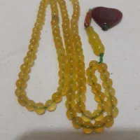 تسبیح شاه مقصود زرد قدیمی وخوش دست