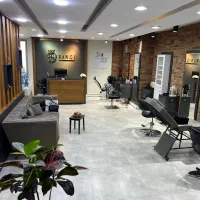 اجاره میز ناخن وصندلی درهمه ی لاینها