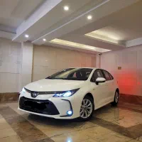تویوتا کرولا هیبرید ۱۸۰۰ فول داخل چرم ۲۰۲۴