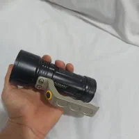 چراغ‌قوه قدرتمند توسن 9450SL