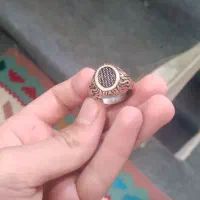 انگشتر تمیز دست نخورده