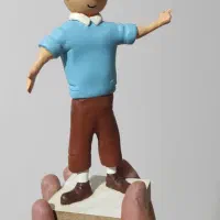 مجسمه دست ساز