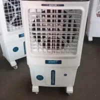 اقایان پرسکار وکارگر ساده ومنتاژکار