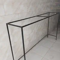 قفسه وطبقه فلزی