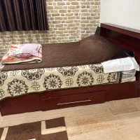 تخت و تشک خوش خواب کویین