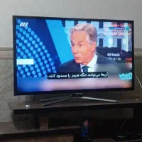 تلویزیون ۴۲ اینچ