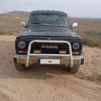 پاترول دو درب مدل ۷۶ رنگ مشکی