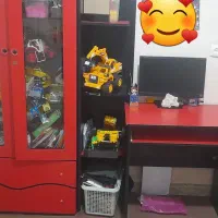 کمد و میز تحریر در گلستان