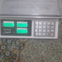 ترازو دیجیتال ۴۰ کیلویی صفحه استیل