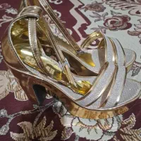 کفش پاشنه بلند مجلسی سایز ۳۹