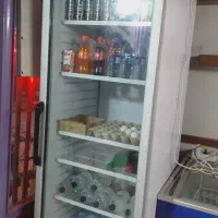 یخچال و فریزر ویترینی به قیمت  مناسب بفروش میرسد