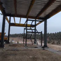 کلیه کارهای جوشکاری پذیرفته میشوداسکلت راه پله و