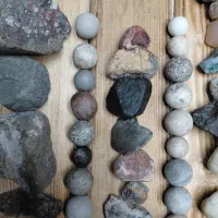 سنگ های جواهری|جواهرات|تهران, مینای جنوبی|دیوار