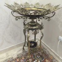 کنار سالنی برنجی پایه بلند