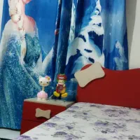 سرویس تخت و کم ویترین همراه تشک