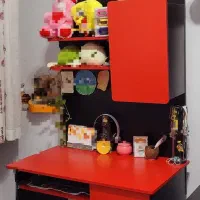 کمد و میز تحریر