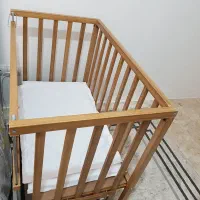 گهواره چوبی نوزاد