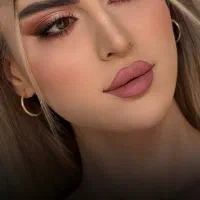 میکاپ شنیون عروس محفلی رنگ ولایت کاشت ناخن پاکسازی|خدمات آرایشگری و زیبایی|اصفهان, خانه اصفهان|دیوار