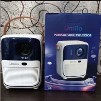 ویدئو پروژکتور یومیو umiio قابل حمل