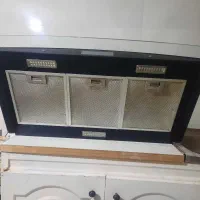 هود درسا|هود|مرودشت, استادیوم‎|دیوار