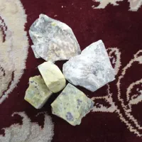 سنگ راف ابسدین، سرپانتین|جواهرات|میبد, |دیوار