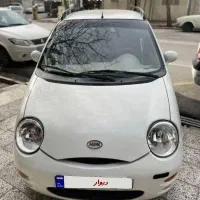 ام وی ام 110 سفید چهار سیلندر