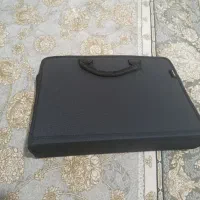 یه عدد کیف بفروش میرسد