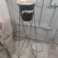 گلدان پلیمری و فلزی