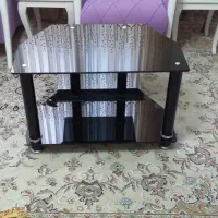 میز تلویزیون شیشه ای