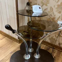 سه عدد عسلی