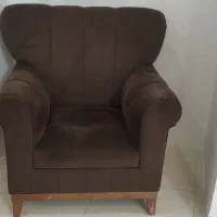 مبل تک نفره|مبلمان خانگی و میز عسلی|رشت, استقامت ۲|دیوار